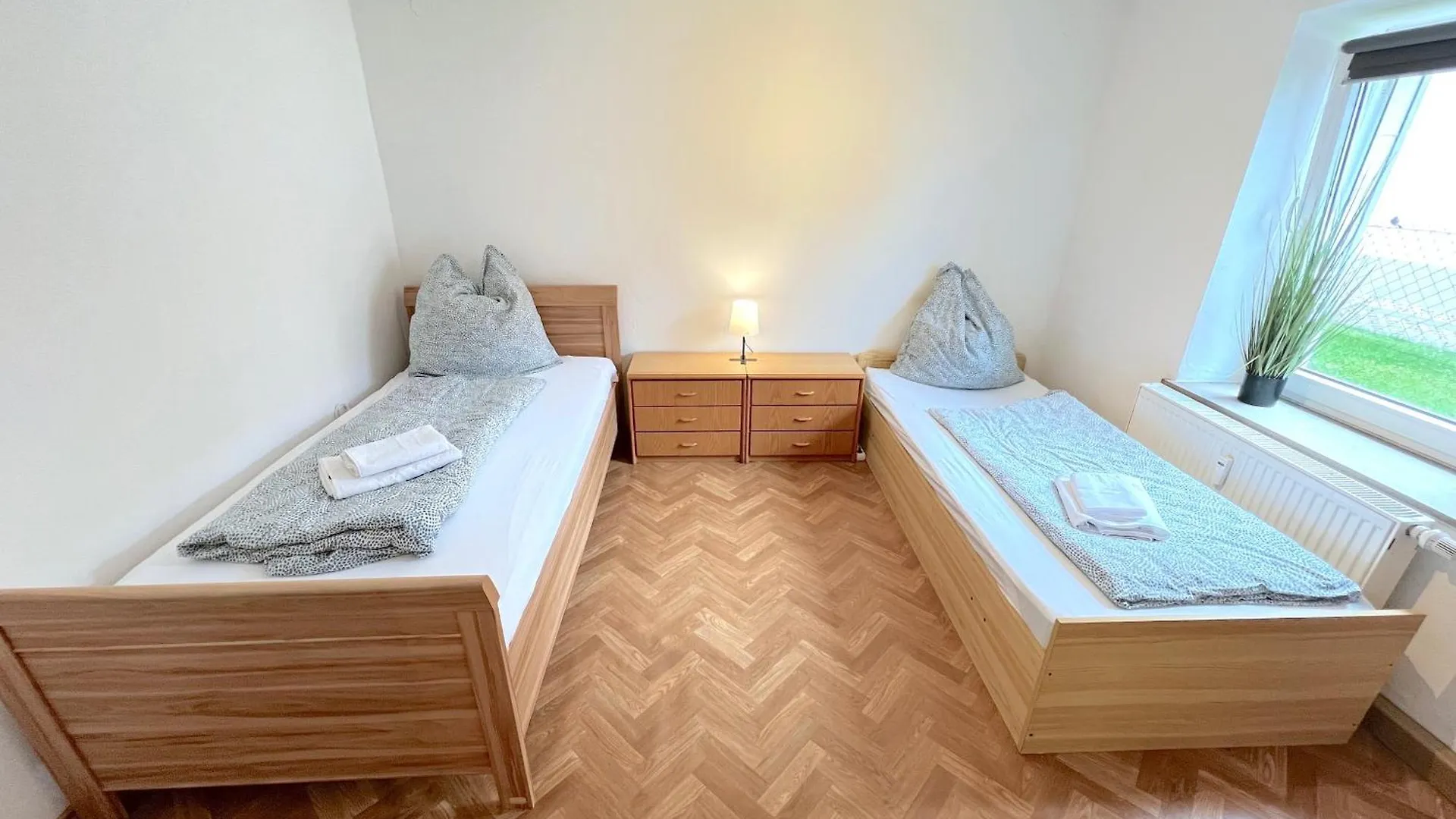 II Apartment 6 Personen - Monteurzimmer - Ferienwohnung - Grosskoellnbach Pilsting